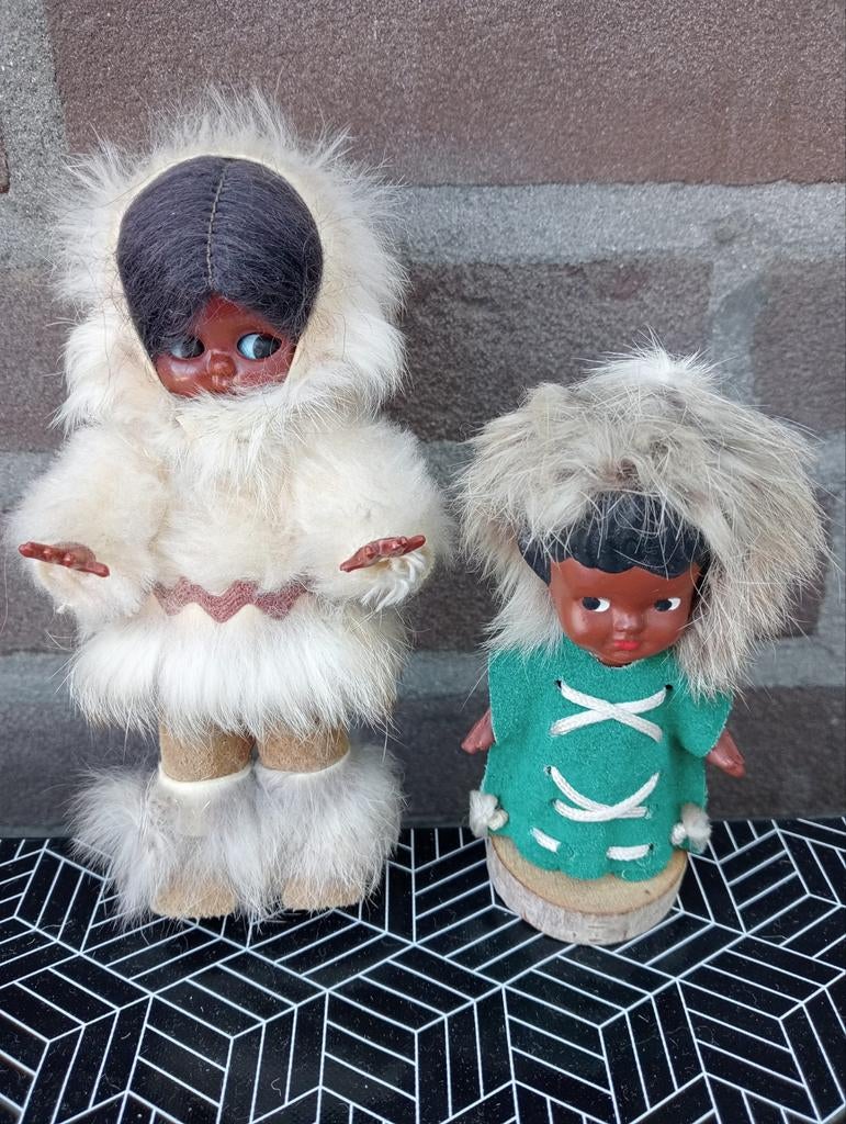 2 Vintage Eskimo poppen  15cm en 10cm, Ophalen, Gebruikt, Overige typen