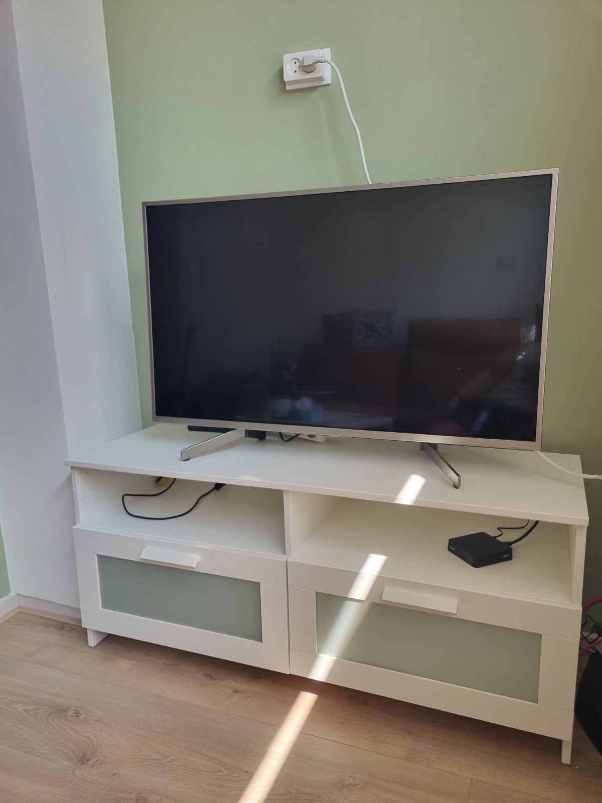TV Meubel Brimnes, Ophalen, 25 tot 50 cm, Minder dan 100 cm
