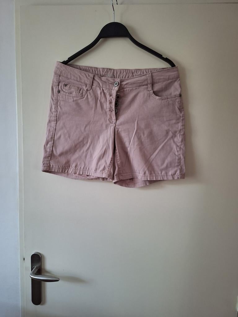 Dames korte broek maat 38  rose, Ophalen of Verzenden, Zo goed als nieuw, Maat 38/40 (M), Roze