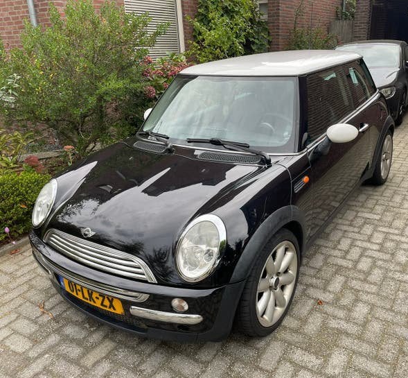 Mini 1.6 16V Cooper 2003 Zwart (info lezen aub), Auto's, Mini, Particulier, Cooper, ABS, Airbags, Airconditioning, Boordcomputer
