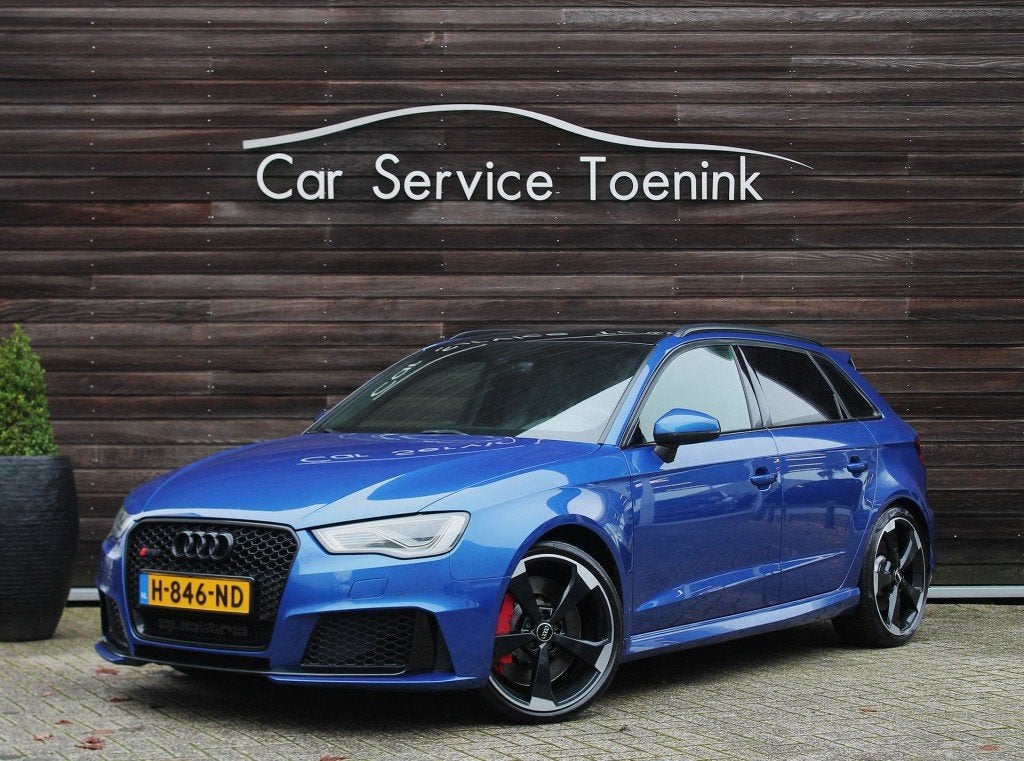 Audi RS3 Sportback 2.5 TFSI Quatrro Pro Line Plus / PANO / B, Automaat, Gebruikt, Blauw, Leder