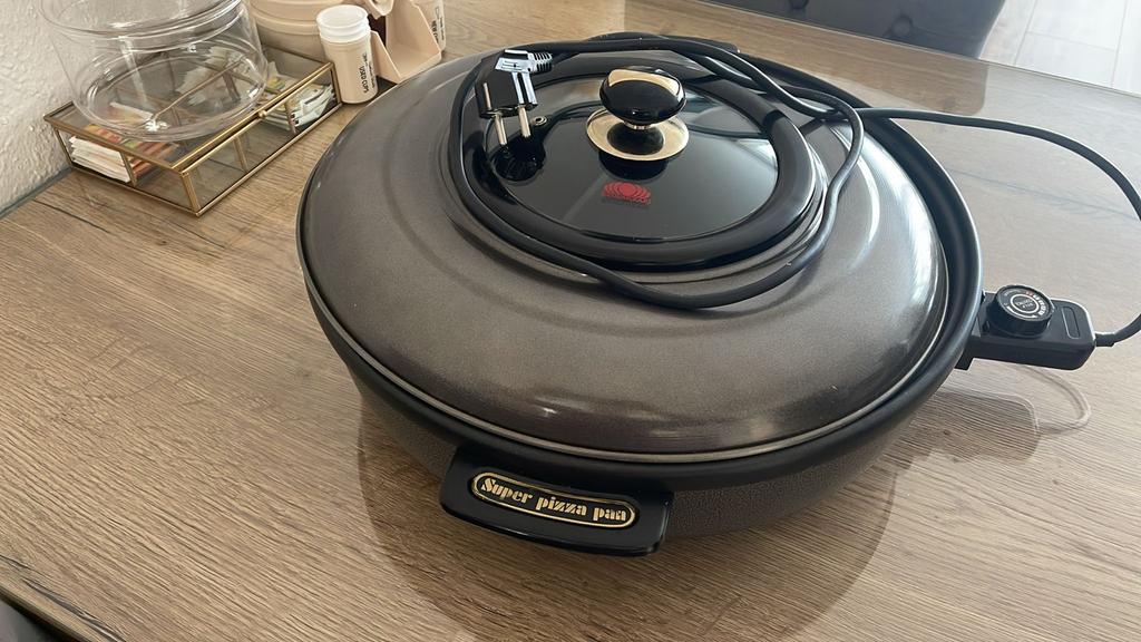 Multifunctionele Pizzapan - Ideaal voor Grote Gezinnen, Ophalen, Gebruikt