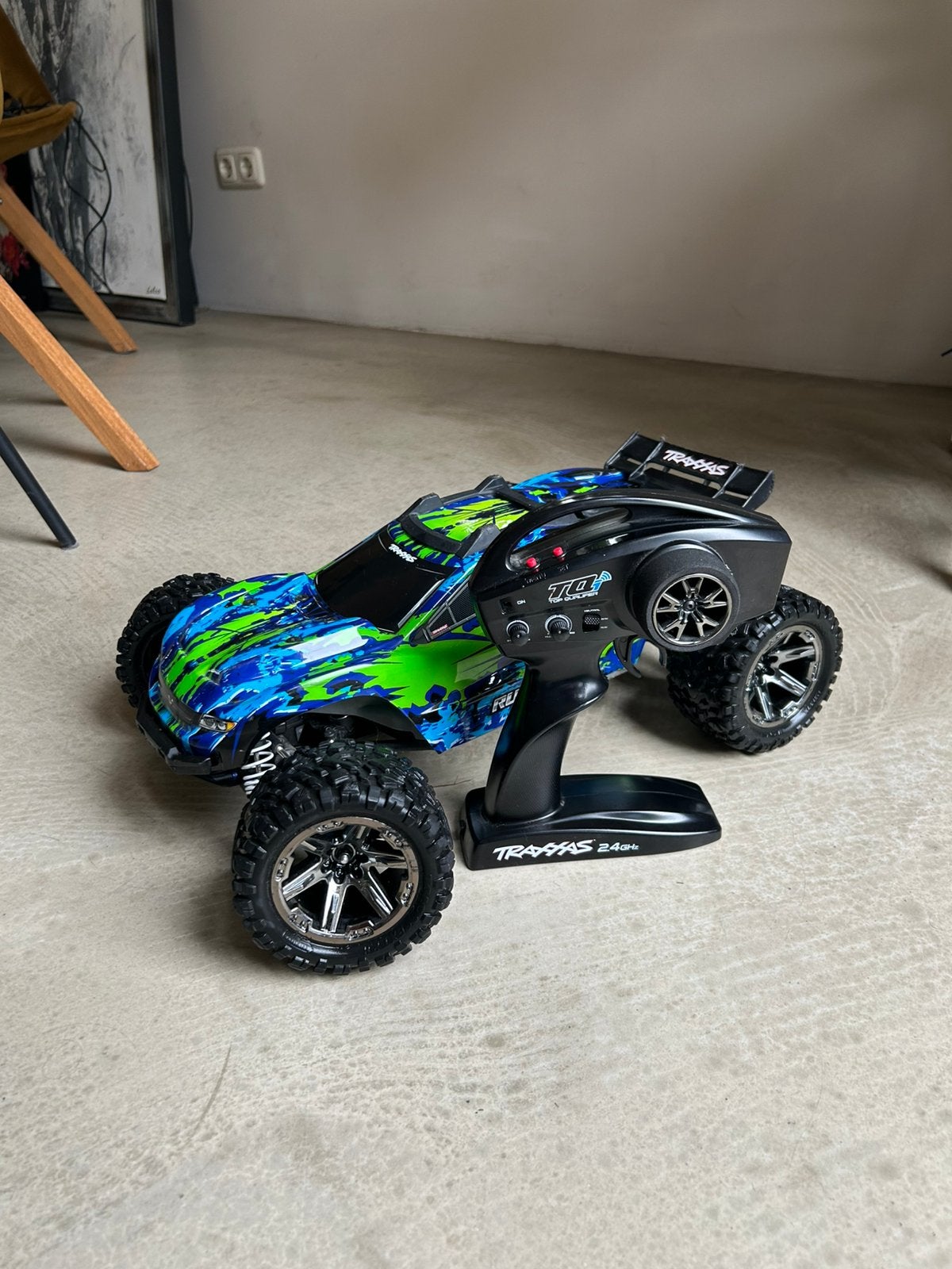 Traxxas Rustler 4x4 VXL als nieuw, Hobby en Vrije tijd, Auto offroad, Zo goed als nieuw, Schaal 1:10, RTR (Ready to Run)
