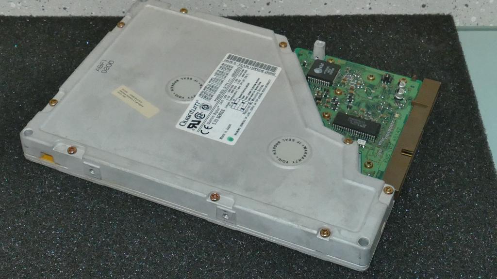 Quantum Bigfoot | 2,5 GB IDE harde schijf | 1997, Computers en Software, Vintage Computers, Ophalen of Verzenden
