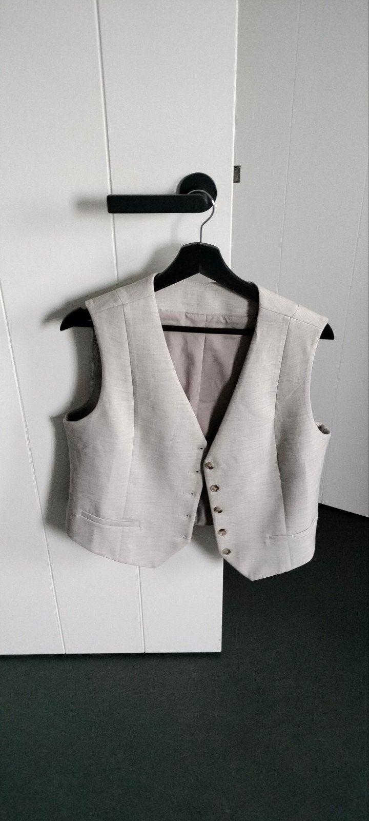 Selected femme 2 delig pak maat L Nieuw, Kleding | Dames, Ophalen of Verzenden, Nieuw, Maat 38/40 (M), Beige