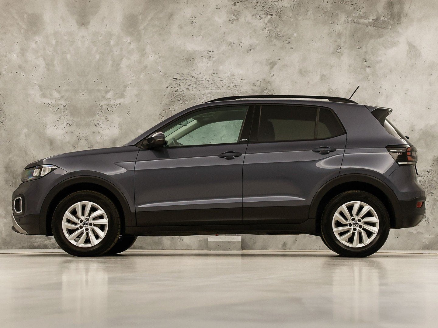 Volkswagen T-Cross 1.0 TSI Life Sport (APPLE CARPLAY, GROOT, 12 maanden, Gebruikt, 95 pk, 620 kg
