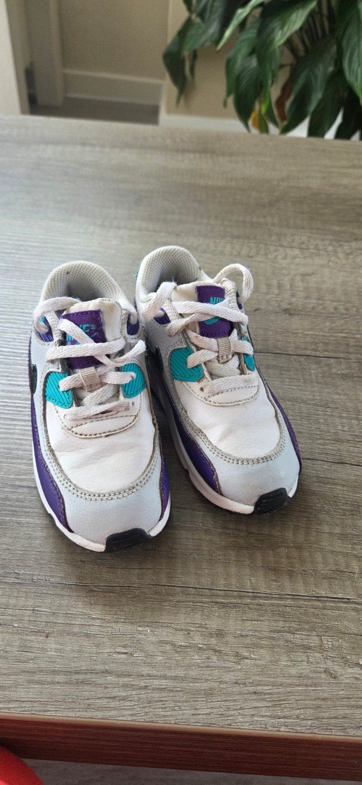 Nike Air Max 90 sneakers voor baby's - Maat 26, Gebruikt, Ophalen of Verzenden, Nike, Jongen of Meisje