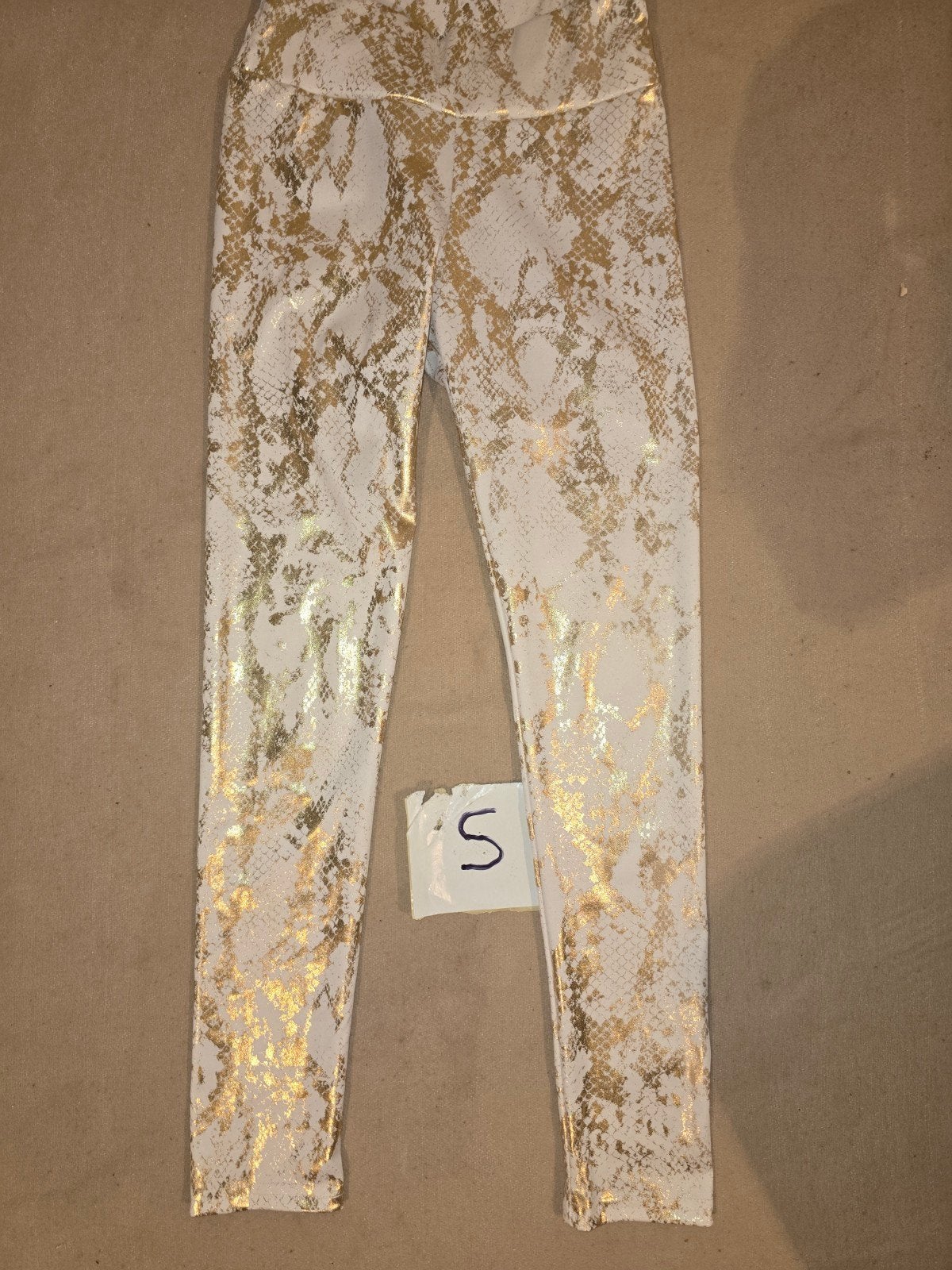 Witte legging met gouden slangenprint, Kleding | Dames, Legging, Maat 36/38 (S), Verzenden, Wit