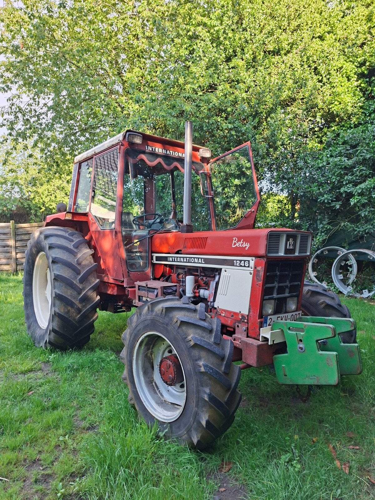International 1246, Ophalen, Gebruikt, Meer dan 10000, 120 tot 160 Pk