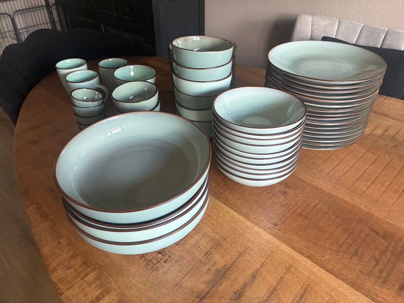 Compleet Servies mintgroen - Zo goed als nieuw, Ophalen, Keramiek, Zo goed als nieuw, Effen