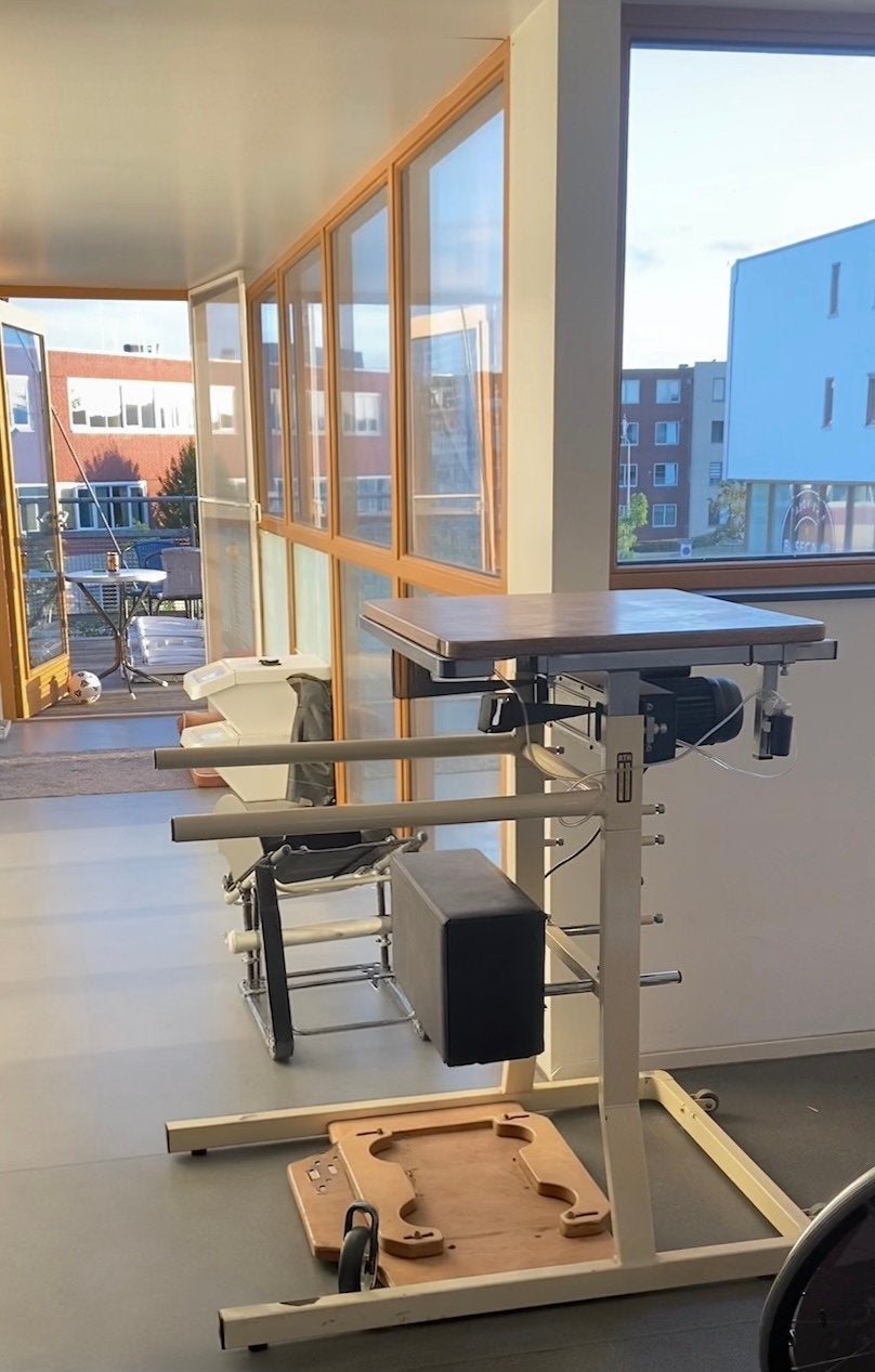 Staantafel rolstoel, Diversen, Ophalen, Gebruikt