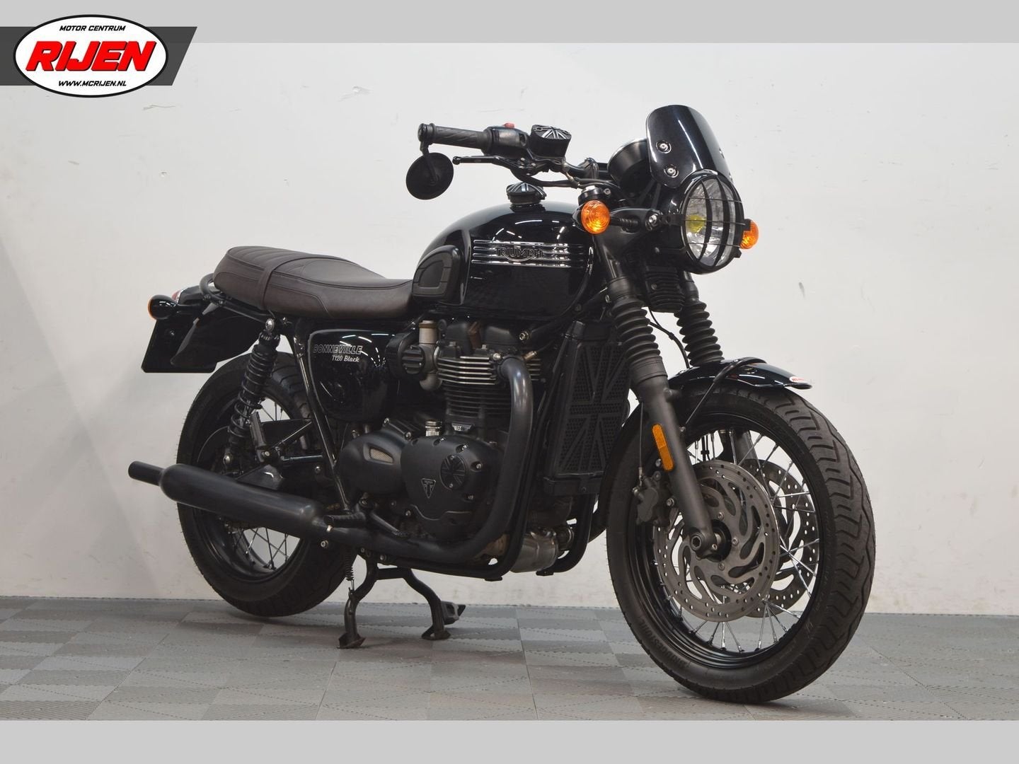 TRIUMPH BONNEVILLE T 120 BLACK (bj 2021), 2 cilinders, Bedrijf, Onbekend, Meer dan 35 kW