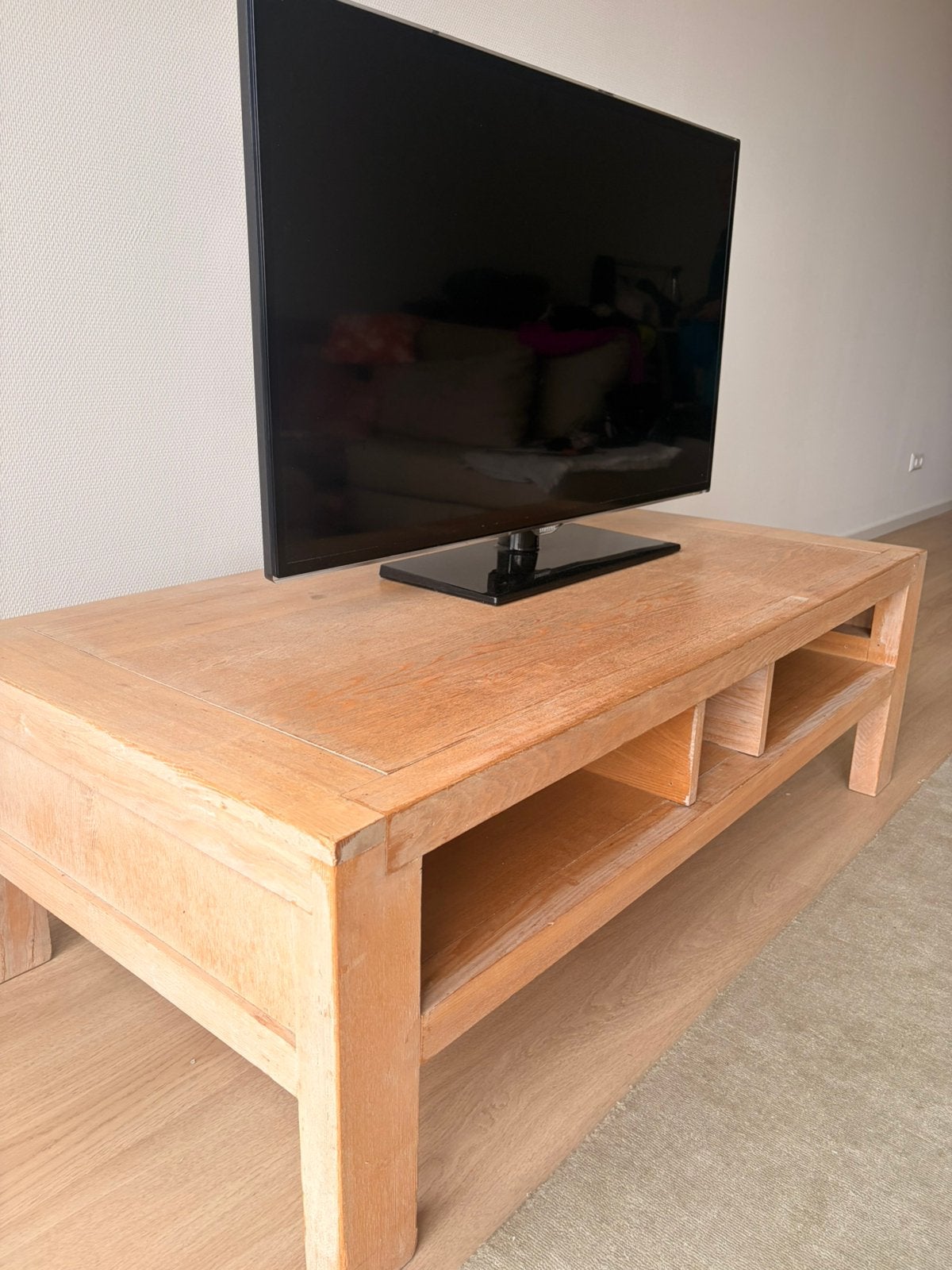Licht eiken tvmeubel of salontafel, Ophalen, Gebruikt, Eikenhout, 50 tot 100 cm