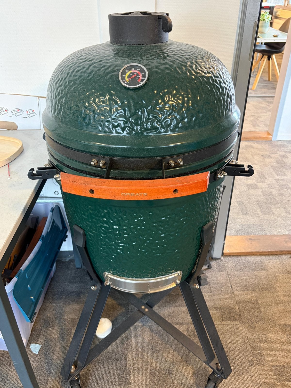 MOET WEG VOOR 31/10 Zo goed als nieuwe BBQ Kamado 21”, Tuin en Terras, Ophalen, Zo goed als nieuw