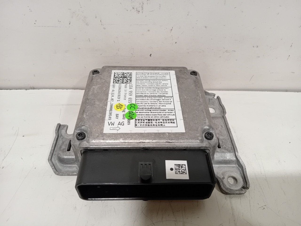 Airbag module Volkswagen ID.3, Onderdelen@venauto.nl, Van der Ven Autorecycling B.V., Gebruikt, Ettenseweg 76, 4706 PB Roosendaal, The Netherlands