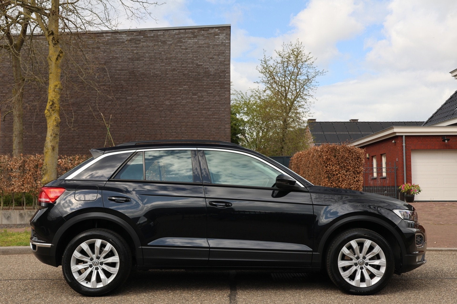Volkswagen T-Roc 1.0 TSI Style | CARPLAY | NAVI | CLIMA | CR, Auto's, Voorwielaandrijving, Gebruikt, Euro 6, 116 pk