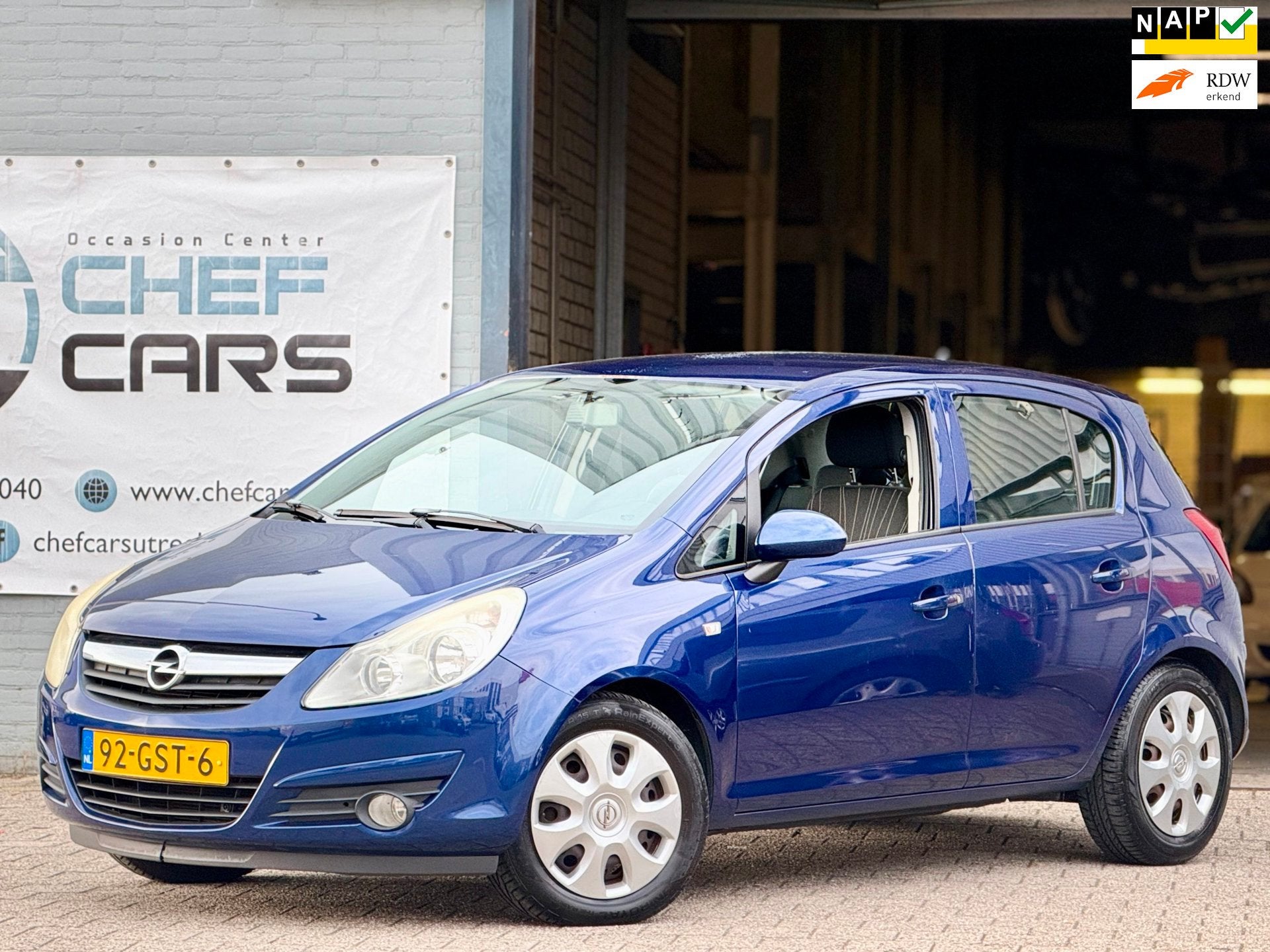 Opel Corsa 1.4|NAP|APK2027|AIRCO|CRUISE|LAGEKM|5DRS|BOEKJES!, Auto's, Voorwielaandrijving, Zwart, 4 cilinders, Blauw