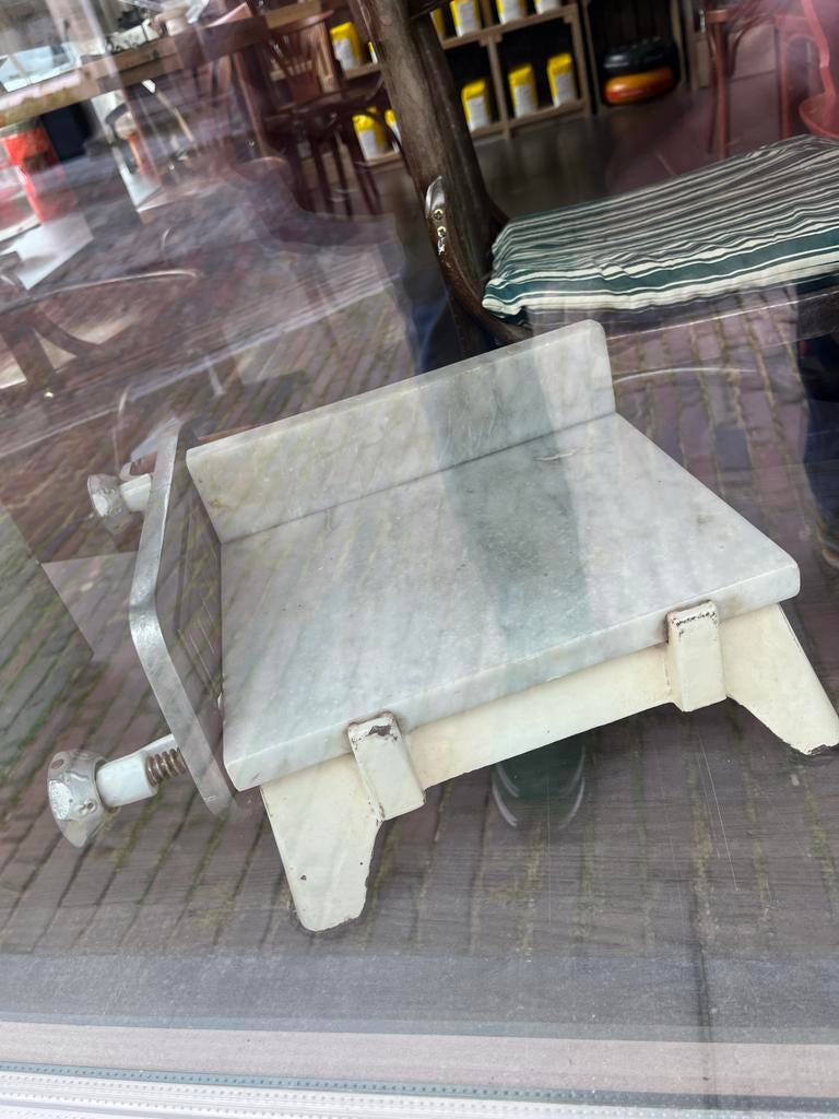 Diverse antieke brocante winkel attributen, Ophalen
