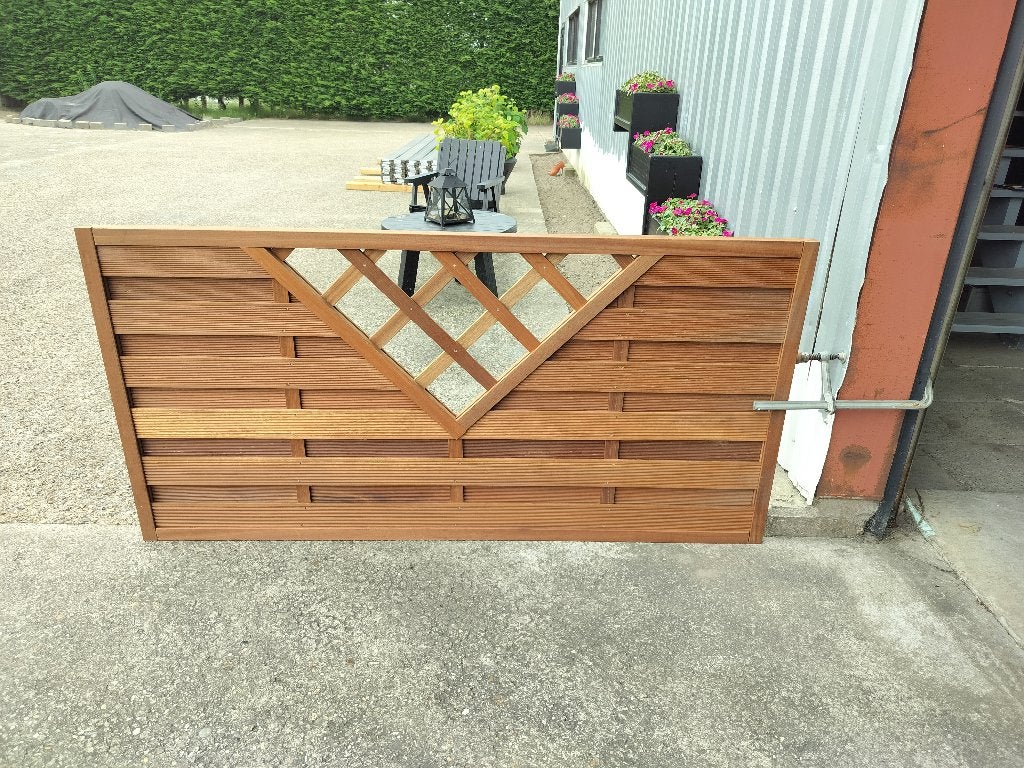 Tuinscherm met trellis, Tuin en Terras, Ophalen, 150 tot 200 cm, Nieuw, Minder dan 100 cm