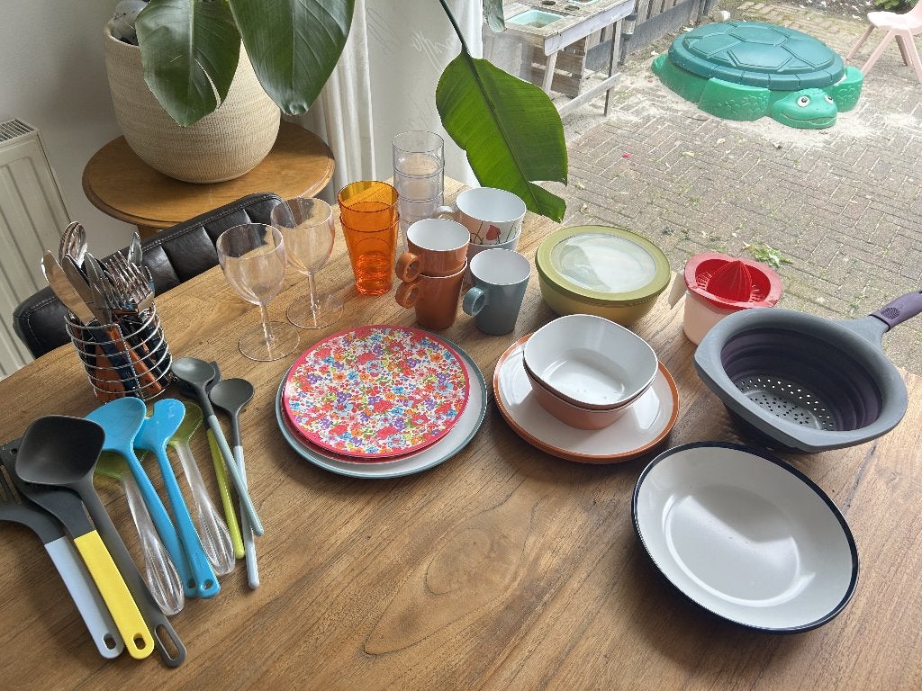 Campingservies en keukenset, grotendeels Rosti Mepal, Ophalen of Verzenden, Zo goed als nieuw