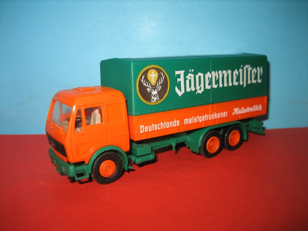 bak  Jagermeister  Bakwagen MERCEDES  Herpa, Hobby en Vrije tijd, Modelauto's | 1:87, Ophalen of Verzenden, Zo goed als nieuw