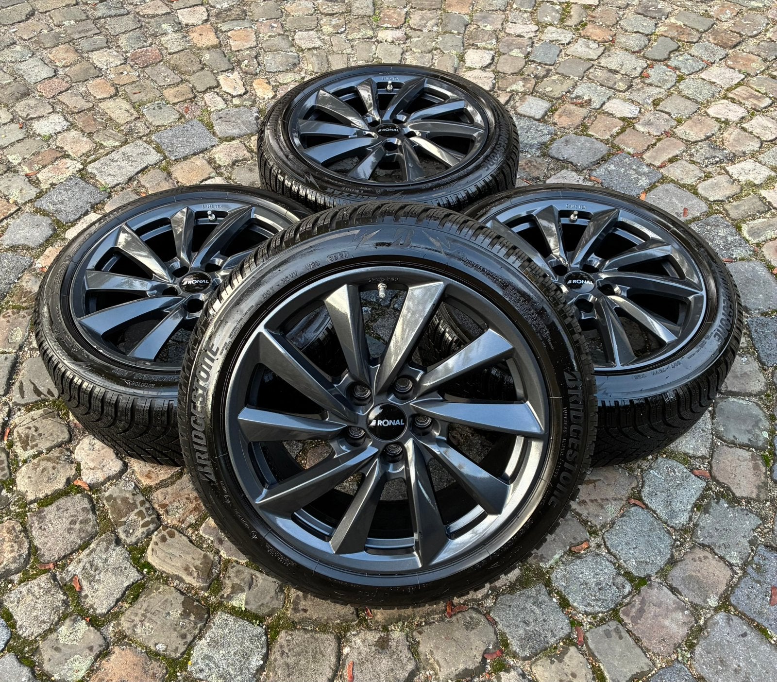 Ronal 18 inch 5x114.3 Tesla model 3 BRIDGESTONE +6.5mm TPMS, Ophalen, 18 inch, Gebruikt, Banden en Velgen