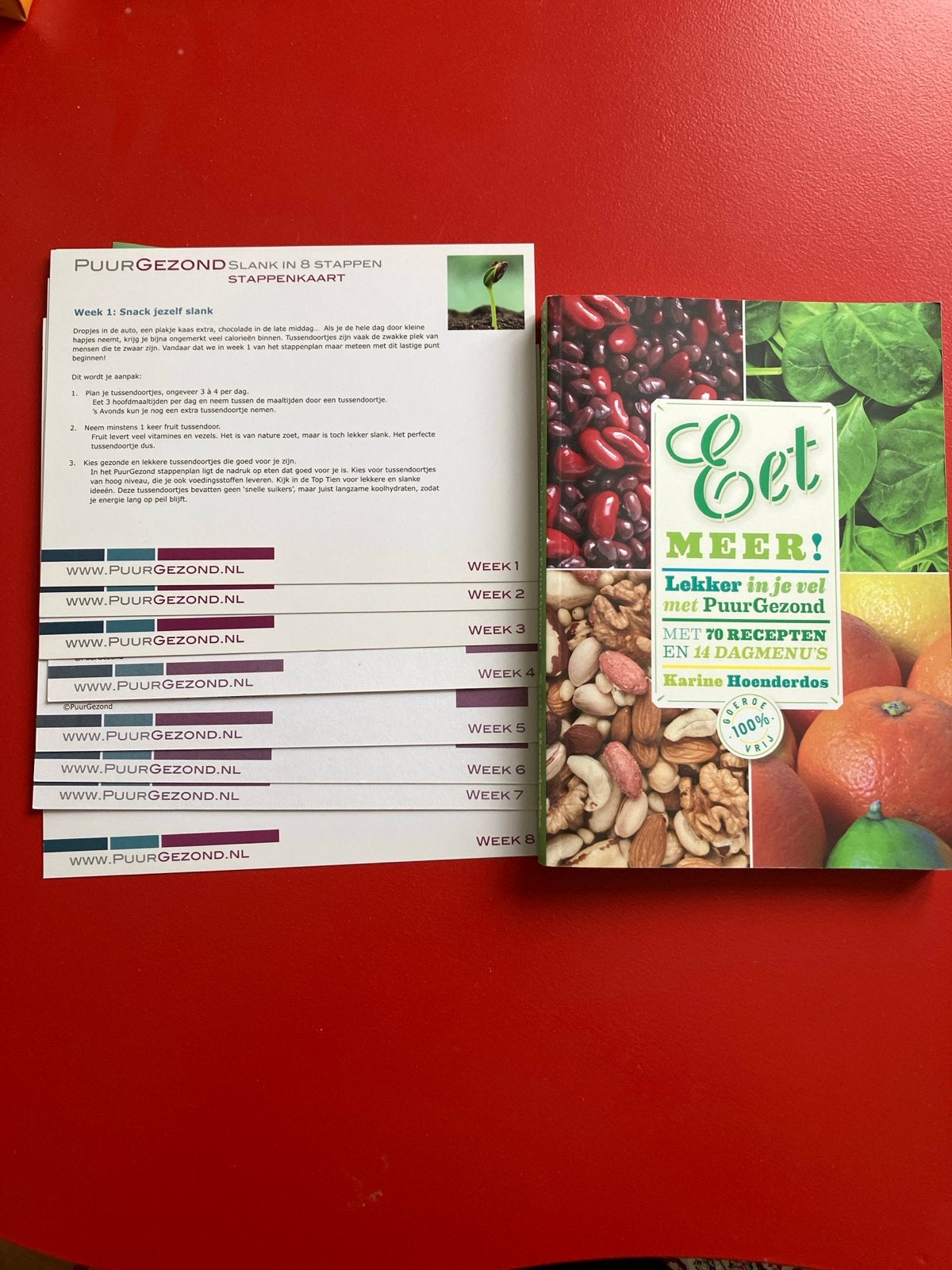 Eet Meer! Lekker in je vel met PuurGezond - Karine Hoenderdo, Ophalen of Verzenden, Zo goed als nieuw, Dieet en Voeding
