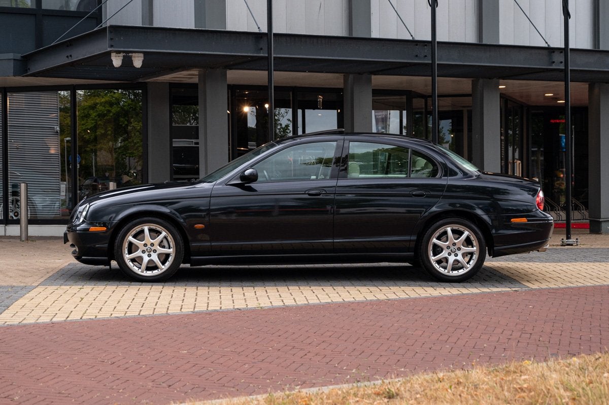 Jaguar S-Type 4.2 V8 Executive (bj 2003, automaat), Auto's, Gebruikt, 8 cilinders, Overige kleuren, Bedrijf