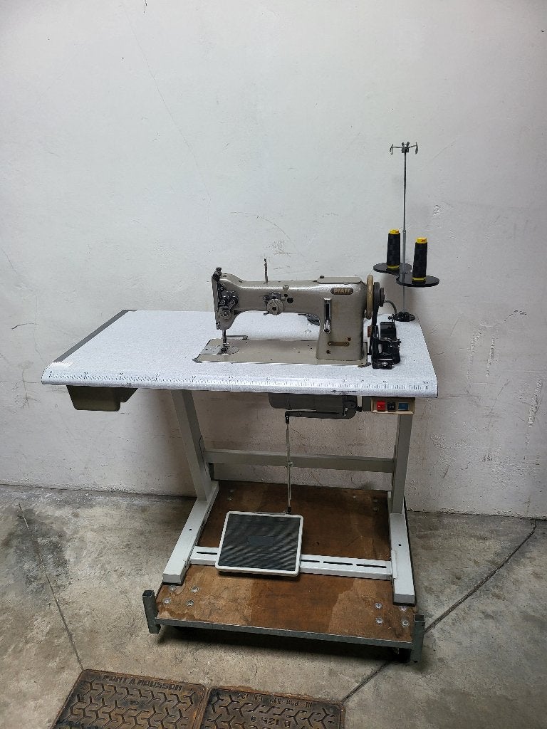 Industriele Naaimachine Pfaff 138-6/01 BS (220v), Ophalen of Verzenden, Naaimachine, Industrieel, Gebruikt