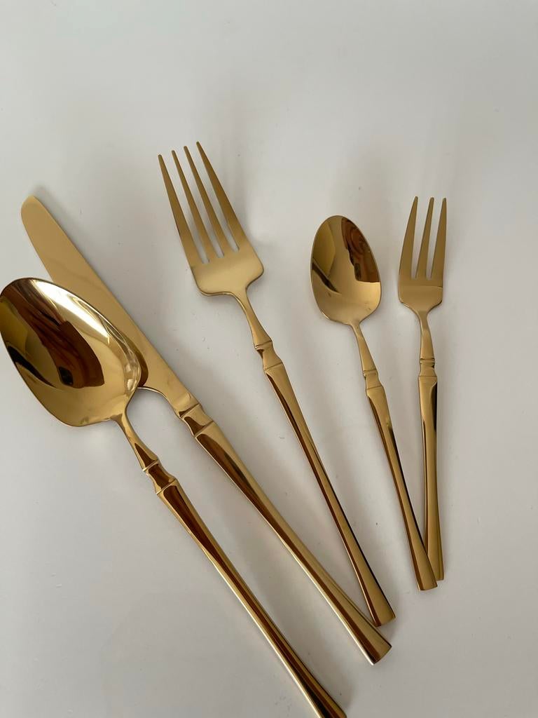 Nieuw Gouden Bestekset - 5-delig 6 stuks ieder, Ophalen of Verzenden, Nieuw, Overige materialen