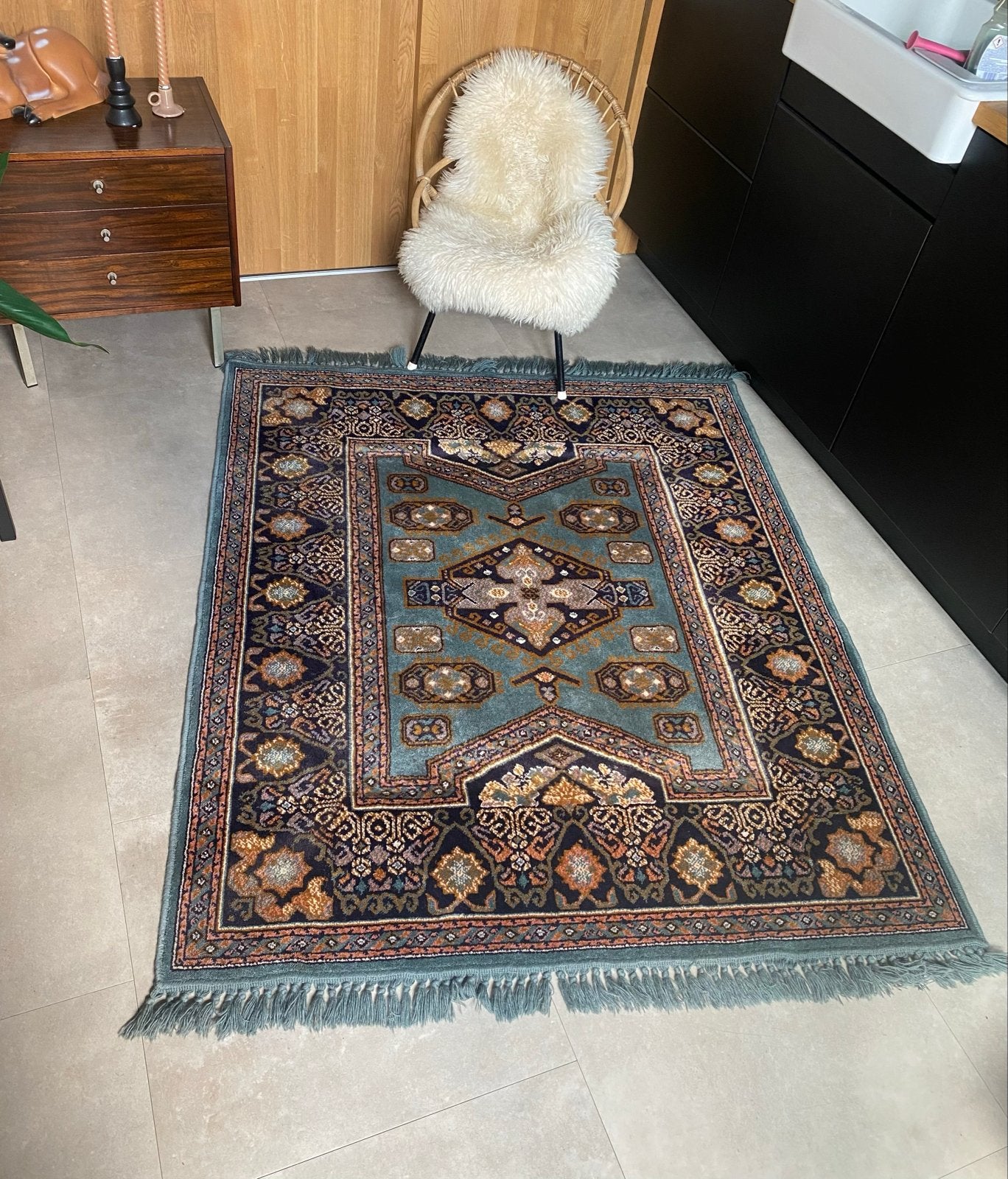 Vintage Perzisch vloerkleed met Oosters patroon, 100 tot 150 cm, Blauw, Ophalen of Verzenden, Zo goed als nieuw