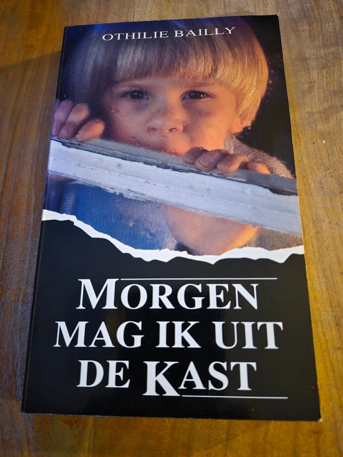 Boek Morgen mag ik uit de kast., Boeken, Ophalen of Verzenden, Zo goed als nieuw