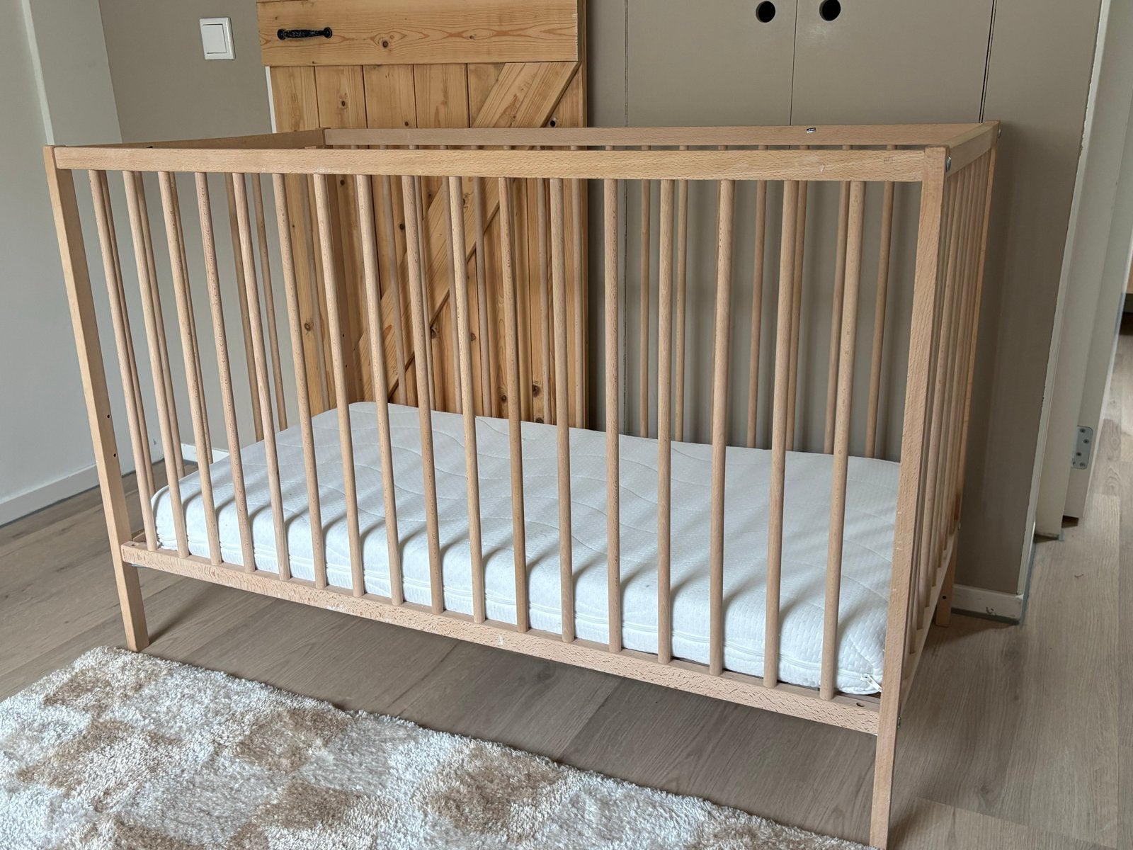 Puck Ledikant 60x120cm met hoogwaardig matras, Ophalen, Verstelbaar, 70 cm of minder, Bruin