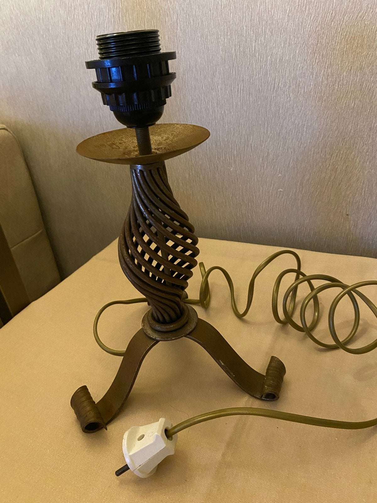 Vintage metalen tafellampvoet - spiraal design jaren ‘50-‘70, Ophalen of Verzenden