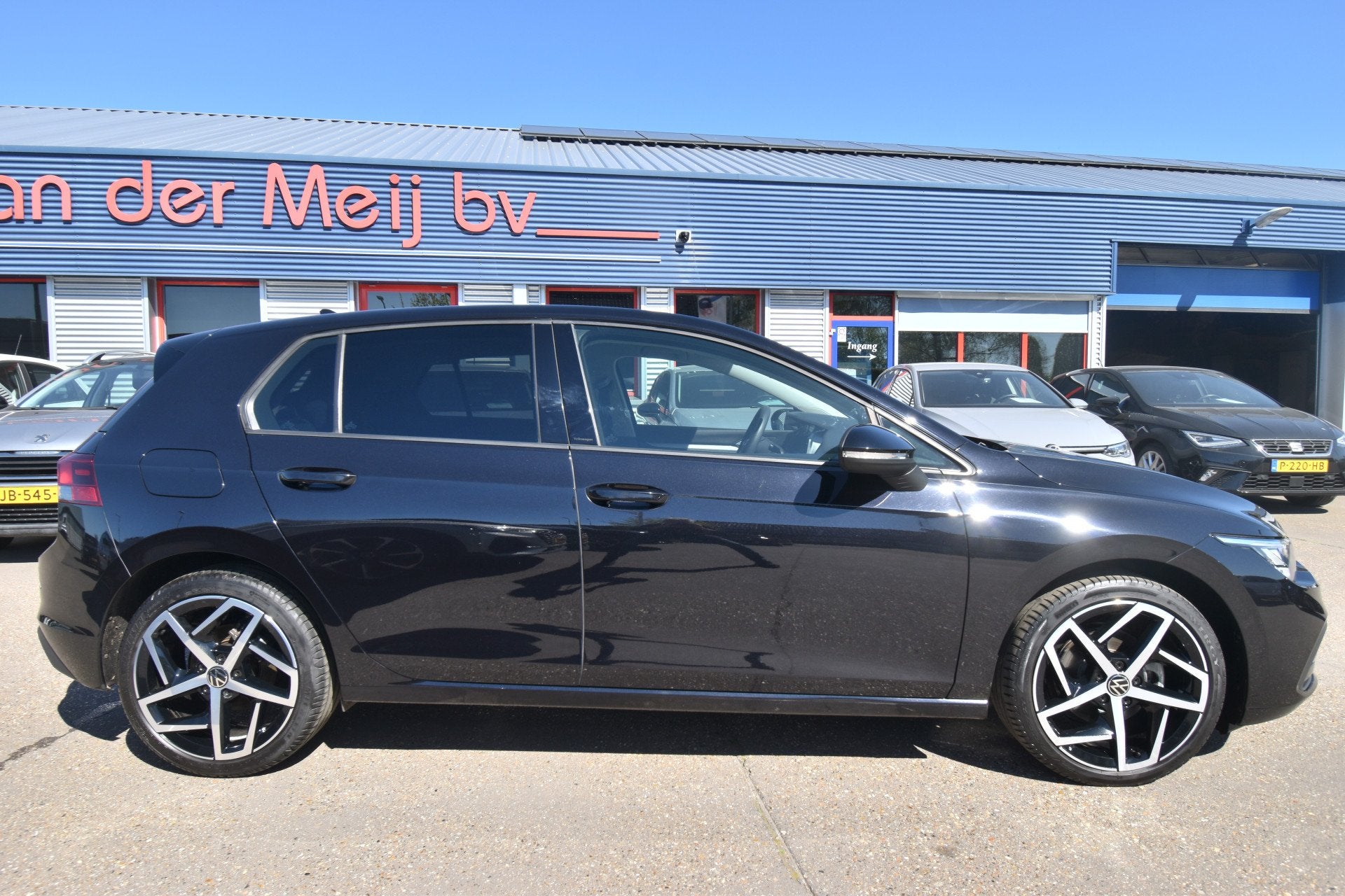 Volkswagen Golf 1.0 TSI Golf , TREKHAAK , LMV 18 , PDC V+A ,, Voorwielaandrijving, 1160 kg, Stof, Gebruikt