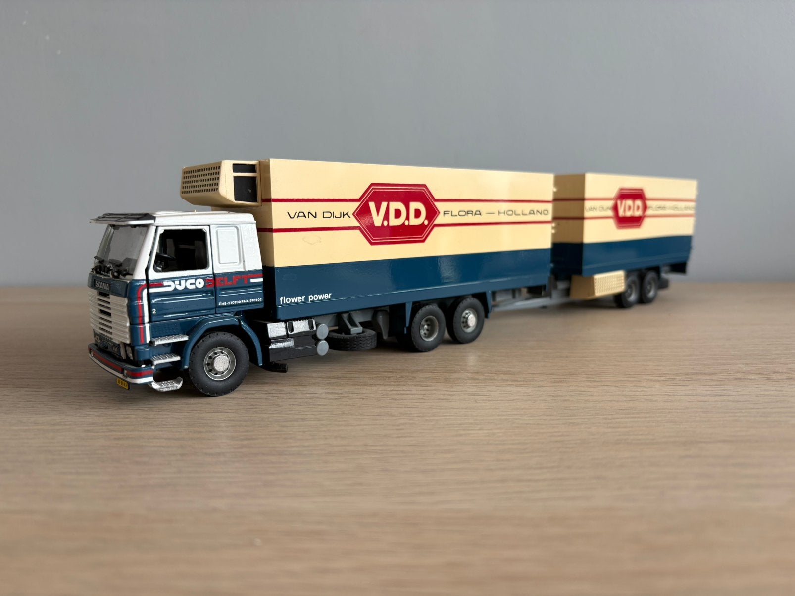 Tekno Scania 3 serie 143M 450 VDD  Combi, Hobby en Vrije tijd, Modelauto's | 1:50, Zo goed als nieuw, Bus of Vrachtwagen, Tekno