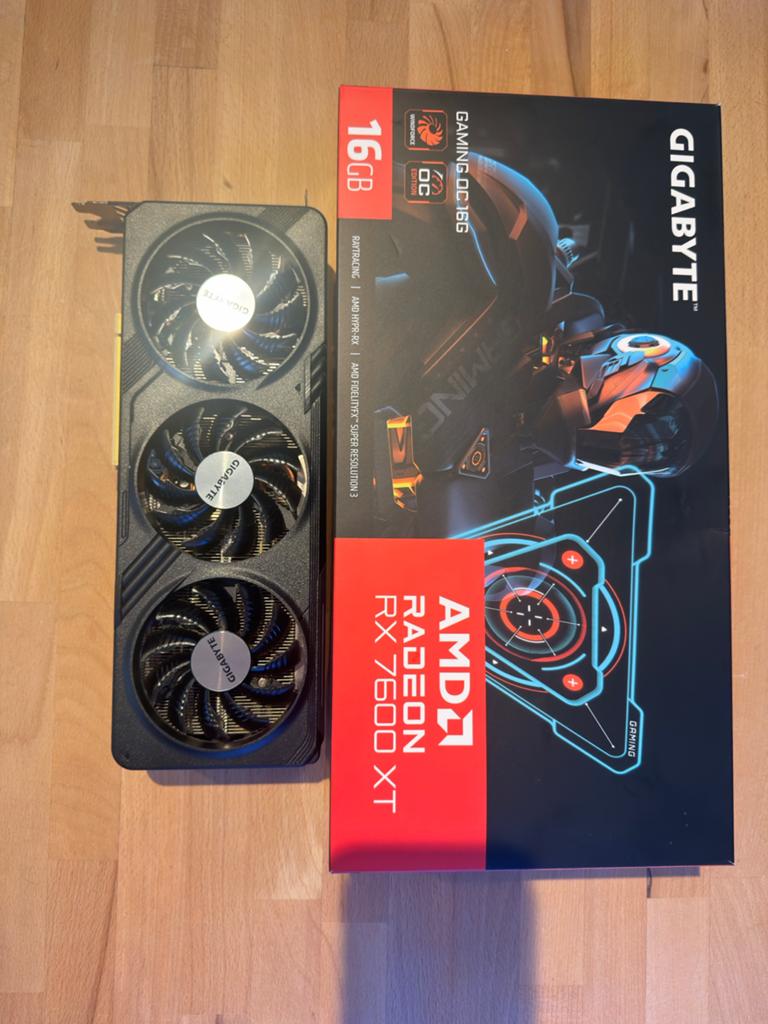 GIGABYTE AMD Radeon RX 7600 XT GAMING OC 16GB Videokaart, Computers en Software, Videokaarten, GDDR6, PCI-Express 4, Nieuw, Ophalen of Verzenden
