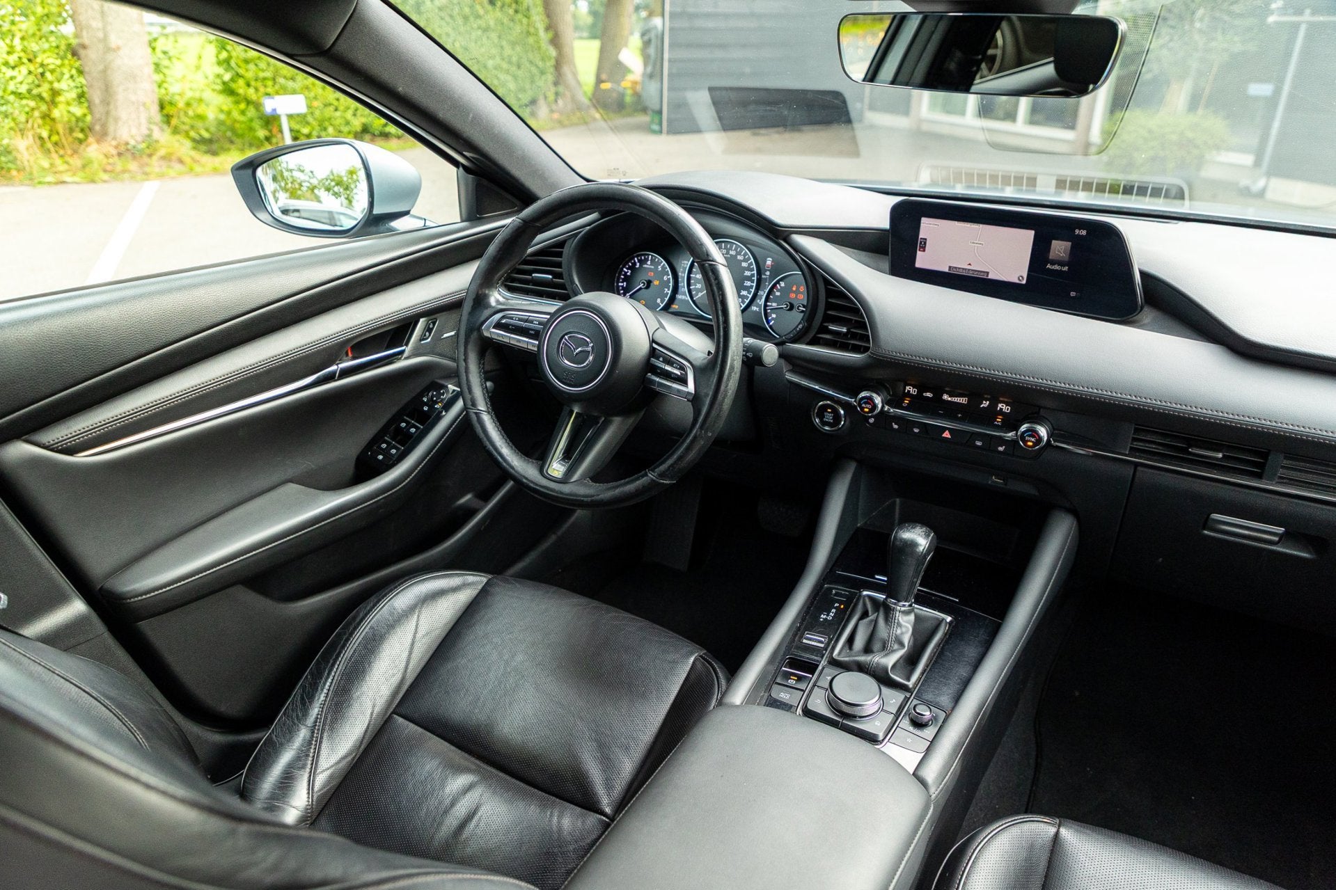 Mazda 3 2.0 e-SkyActiv-X M Hybrid 180 Luxury I Leder I adap, Auto's, 1998 cc, Gebruikt, 4 cilinders, Bedrijf