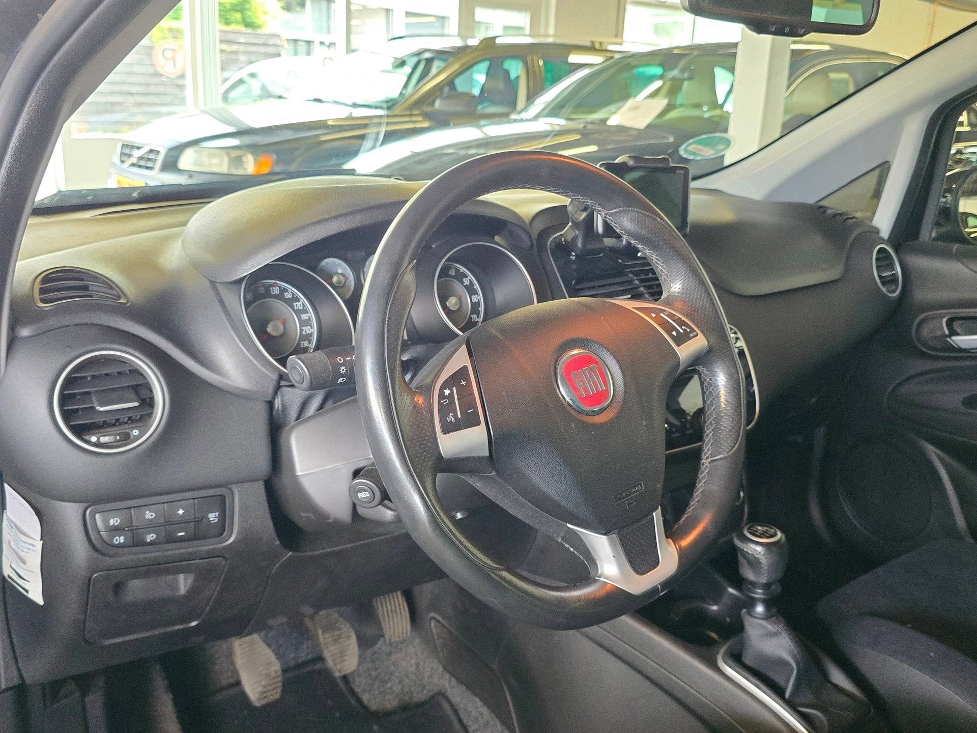 Fiat Punto Evo 0.9 TwinAir Lounge/AIRCO/CRUISE/N.A.P/, Voorwielaandrijving, Stof, Gebruikt, 100 pk