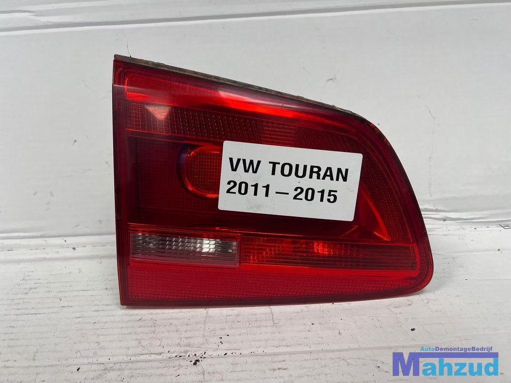VW TOURAN 1T3 Links binnen achterlicht 1T0945093A 2010-2015, Gebruikt, Volkswagen, Volkswagen AG, Berliner Ring 2
38440  Wolfsburg, DE
