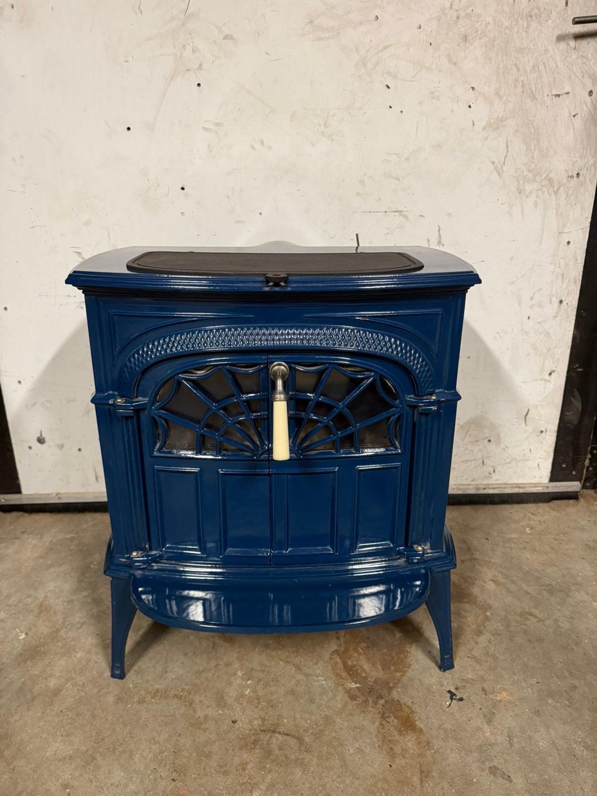 Vermont Castings Intrepid houtkachel Royal Blue emaille, Huis en Inrichting, Ophalen, Zo goed als nieuw, Hout, Houtkachel