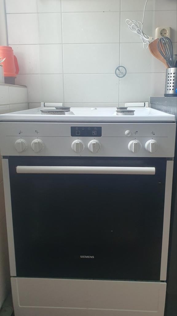 Siemens Vrijstaand gasfornuis met oven, Witgoed en Apparatuur, Fornuizen, Ophalen, Gebruikt, Minder dan 85 cm, 60 cm of meer