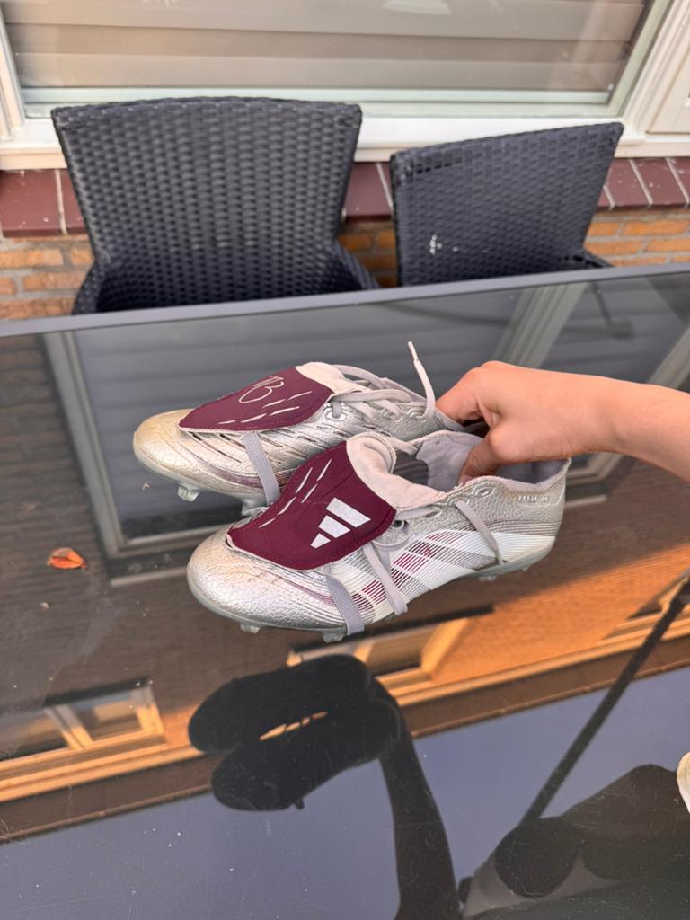 Adidas voetbalschoenen, Maat XS of kleiner, Schoenen, Ophalen of Verzenden, Zo goed als nieuw