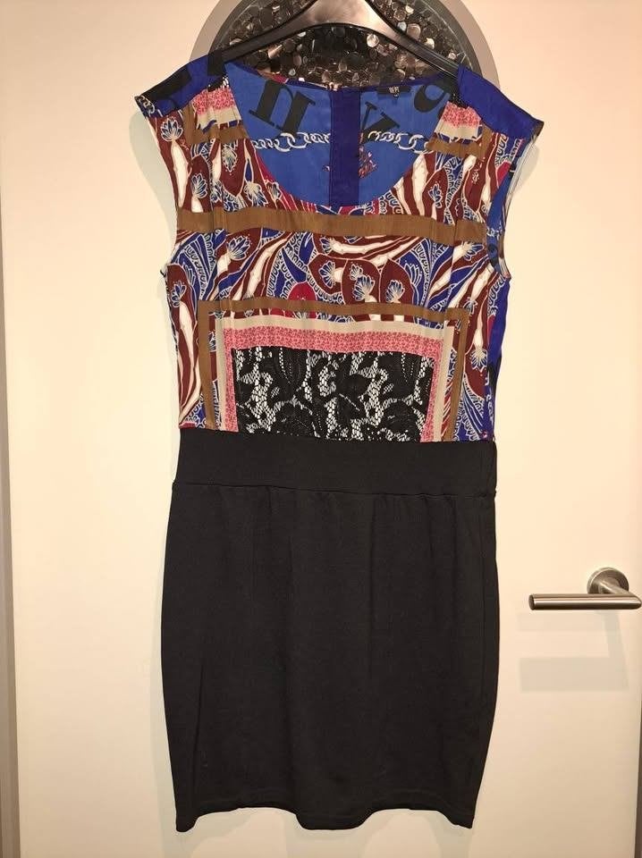 Dept jurk met kleurrijke print en zwarte rok, M, Maat 38/40 (M), Meerkleurig, Ophalen of Verzenden, Zo goed als nieuw