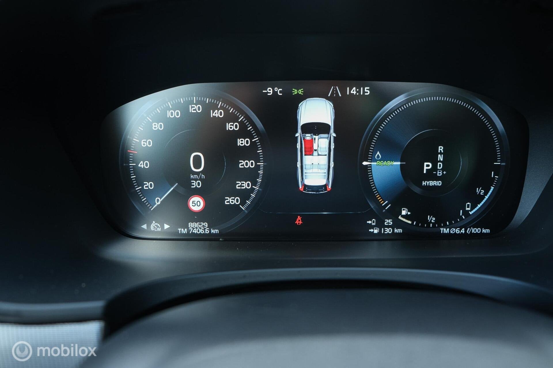 Foto 39 van Volvo V90 2.0 T8 AWD R-Design | Stoel en stuurwielverwarming