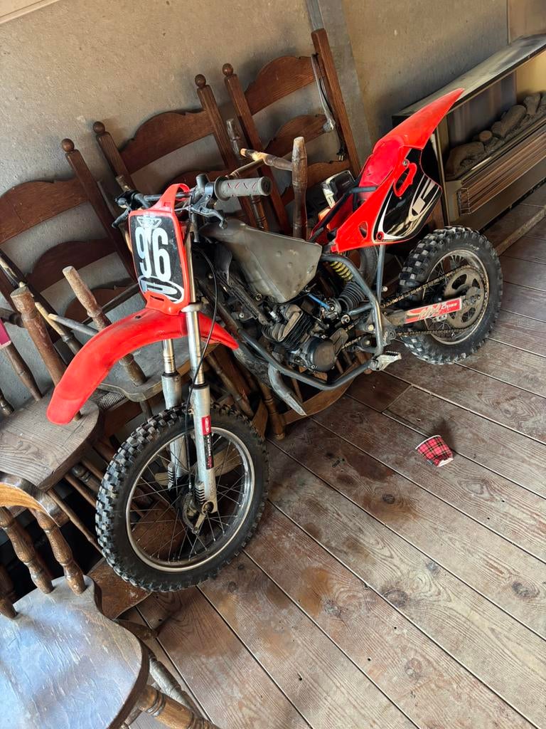 Rieju mx 50 met veel onderdelen, Ophalen, Zo goed als nieuw