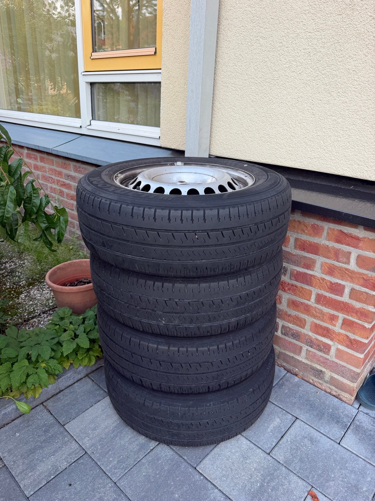 Hankook zomerbanden met velgen - 205/65R16C, Ophalen of Verzenden