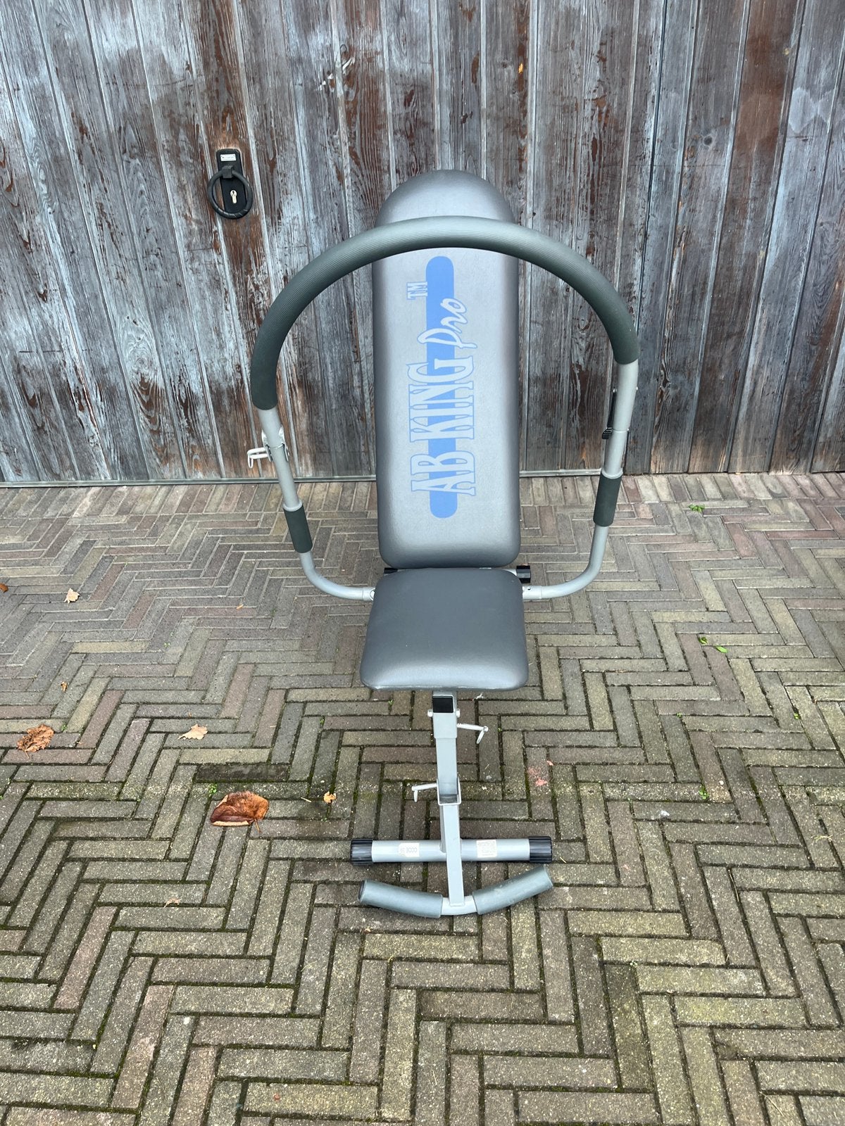 Buikspier apparaat, Ophalen, Zo goed als nieuw, Buikspierwiel