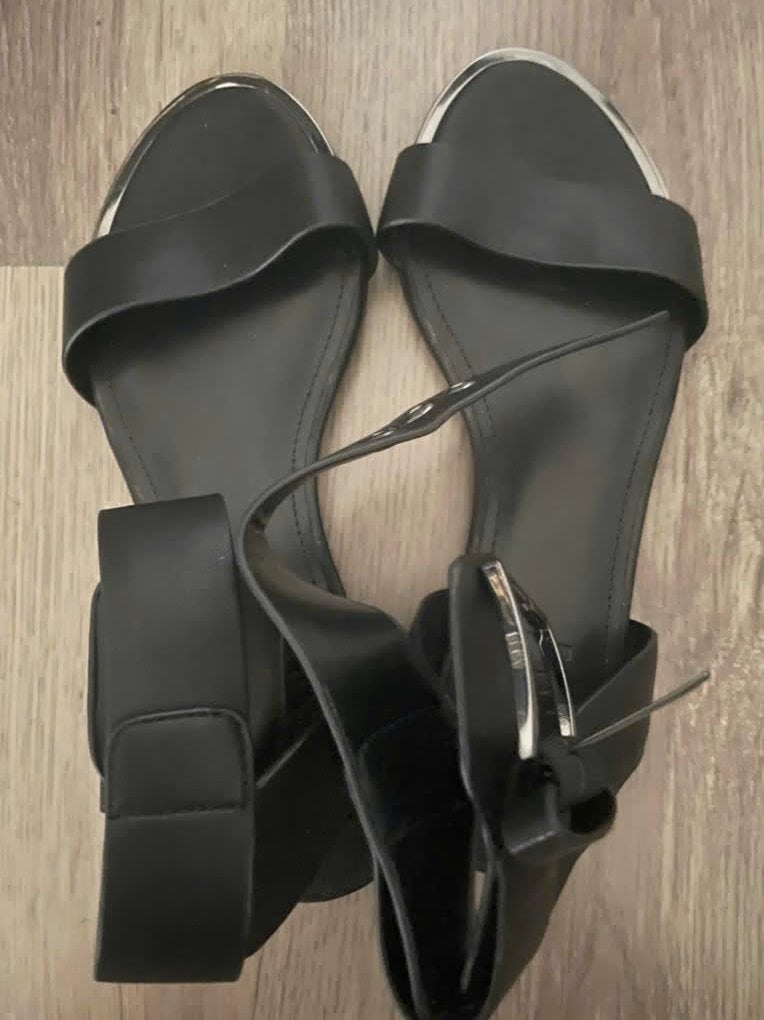 DKNY 38, Zwart, DKNY, Ophalen of Verzenden, Sneakers of Gympen