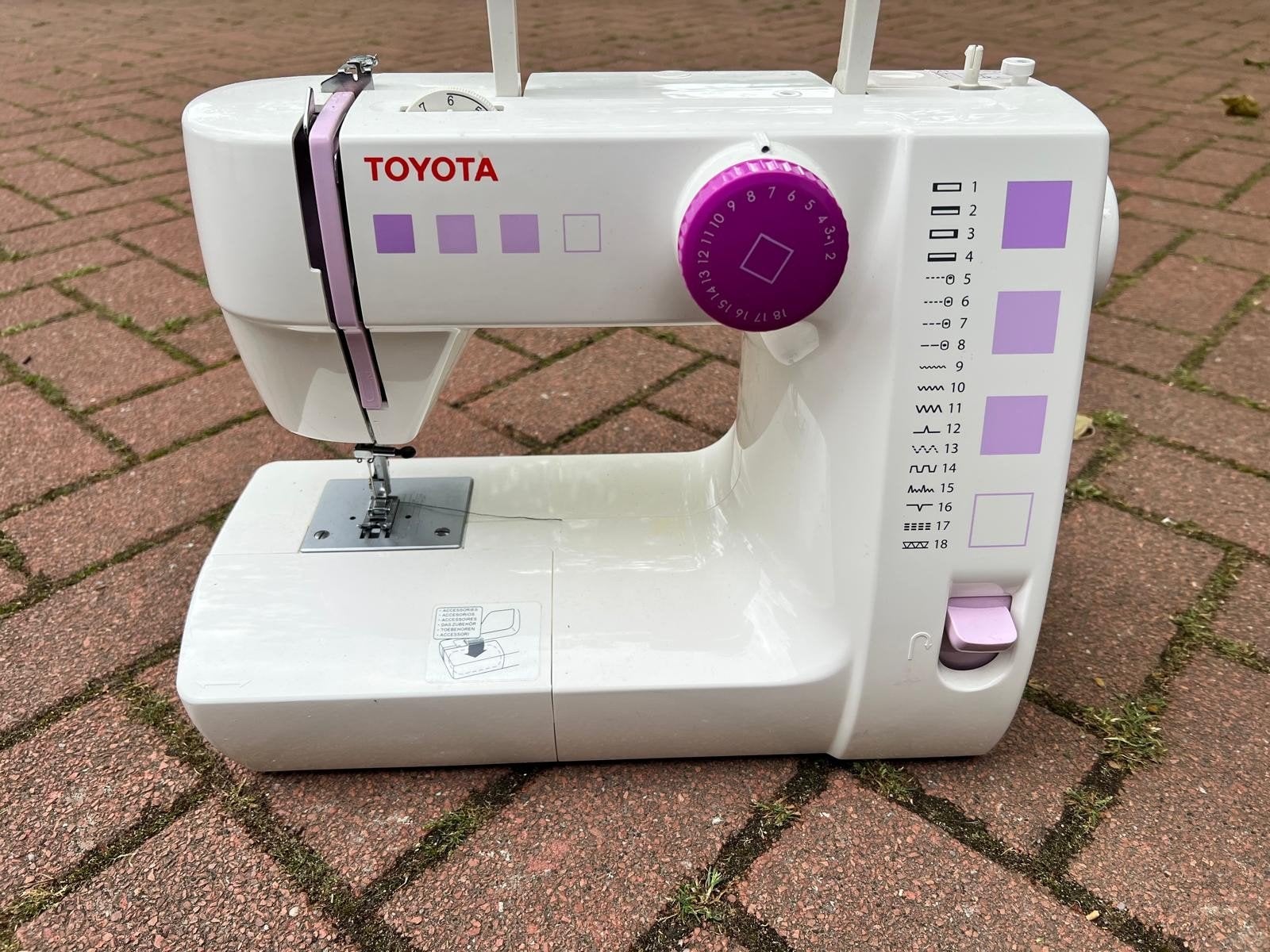 Toyota Naaimachine - Gebruikt maar in goede staat, Ophalen